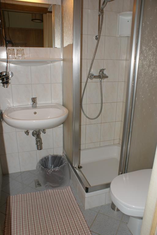 Familie Lampersberger Hotel Sachsenburg Ngoại thất bức ảnh