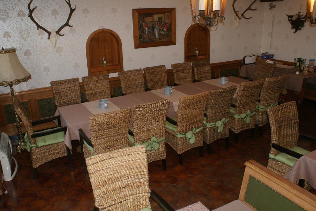 Familie Lampersberger Hotel Sachsenburg Ngoại thất bức ảnh