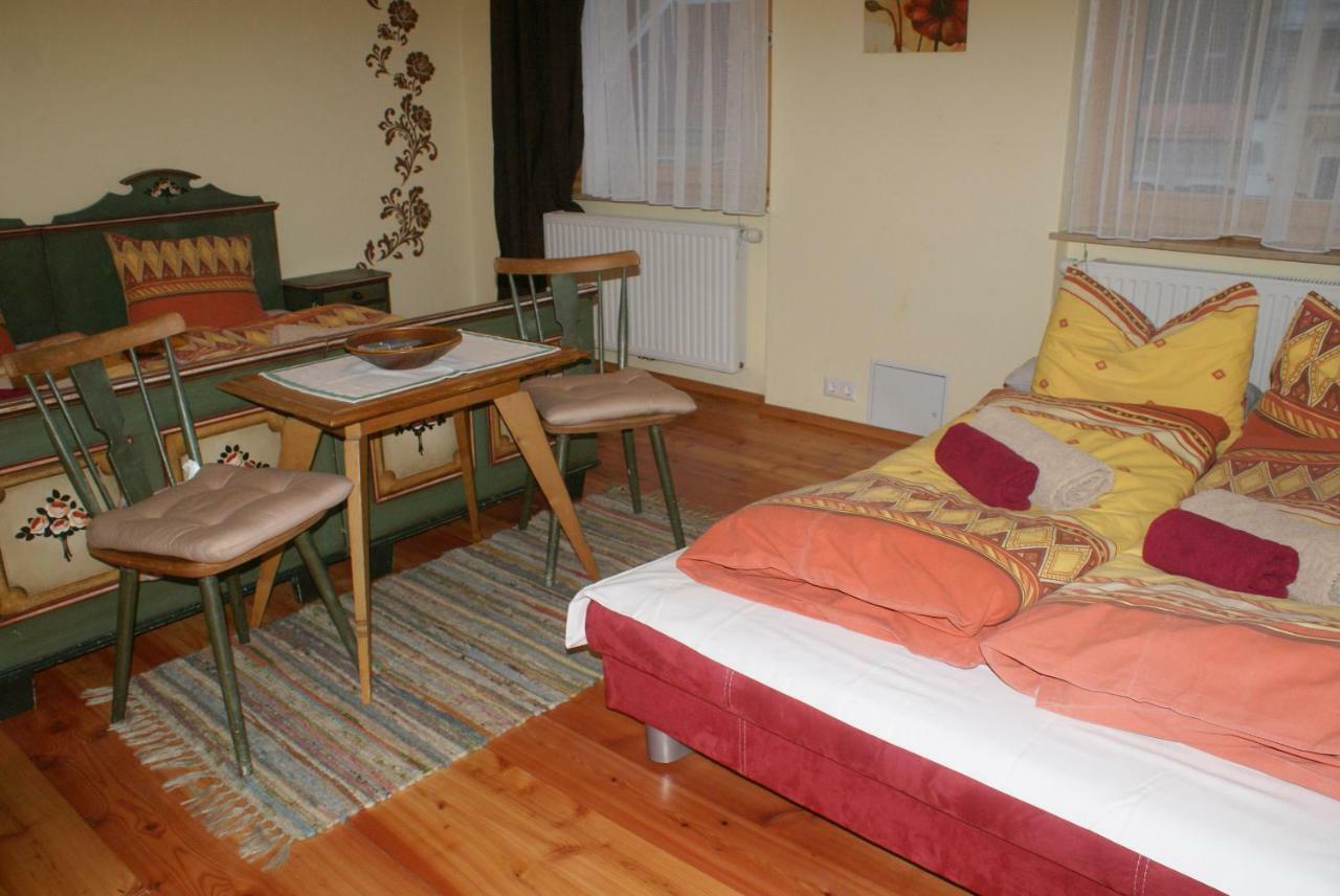 Familie Lampersberger Hotel Sachsenburg Ngoại thất bức ảnh